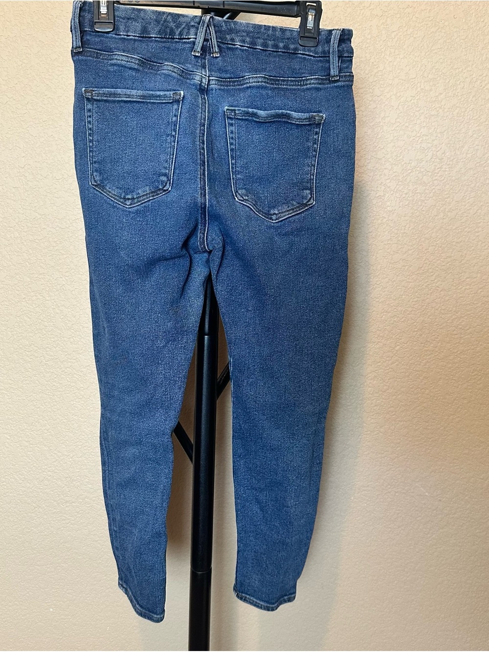 Good American Light Blue Denim Jeans - Picture 2 of 4
